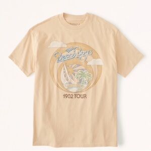 NWT - Abercrombie & Fitch - Oversized Boyfriend Graphic Tee